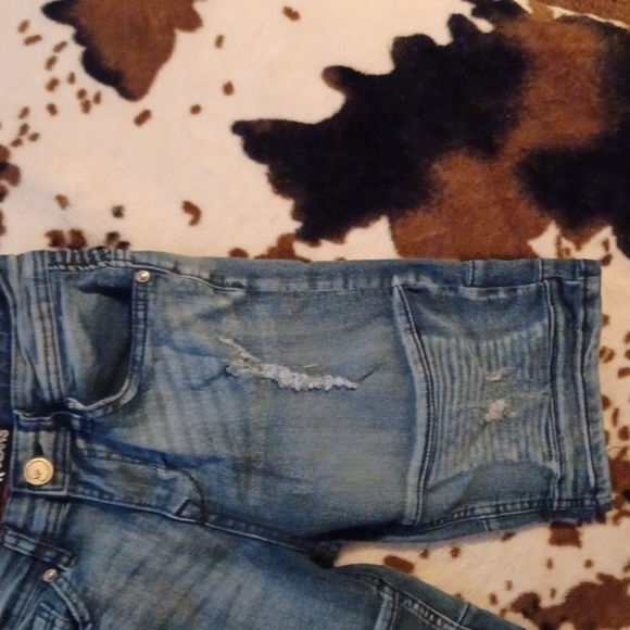 XRAY CARGO SHORTS, SIZE 12 - Picture 3 of 9